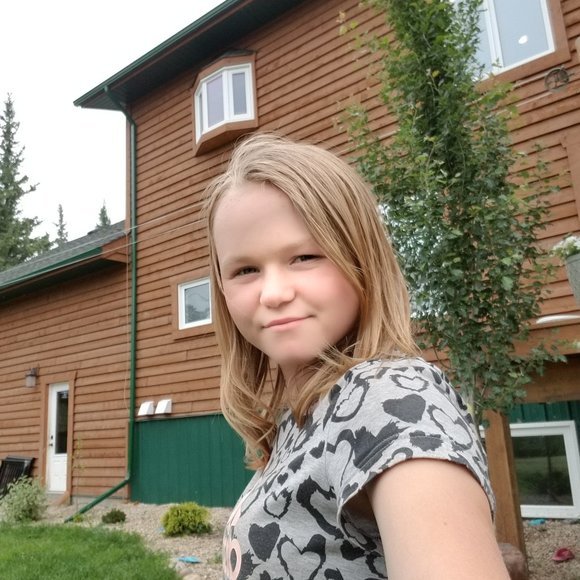 Meet your Posher, Abby - Picture 2 of 4